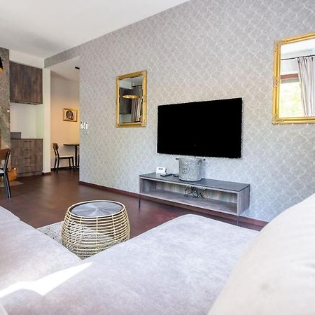 Inpoint 2-Bedrooms Apartment With Private Garden And Free Parking Krakow Dış mekan fotoğraf