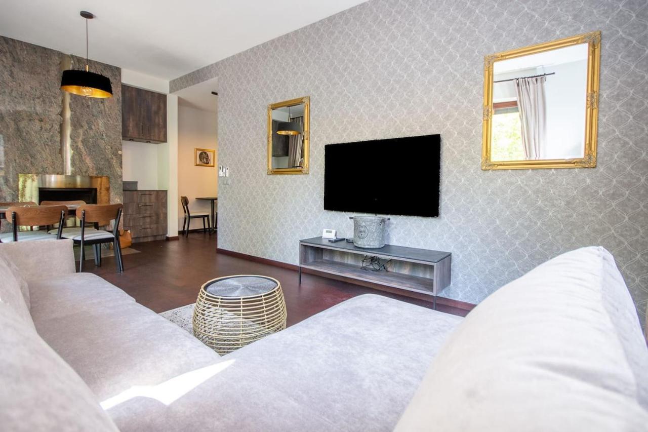 Inpoint 2-Bedrooms Apartment With Private Garden And Free Parking Krakow Dış mekan fotoğraf