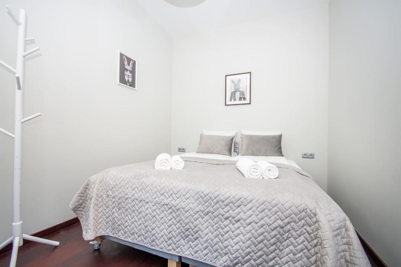 Inpoint 2-Bedrooms Apartment With Private Garden And Free Parking Krakow Dış mekan fotoğraf